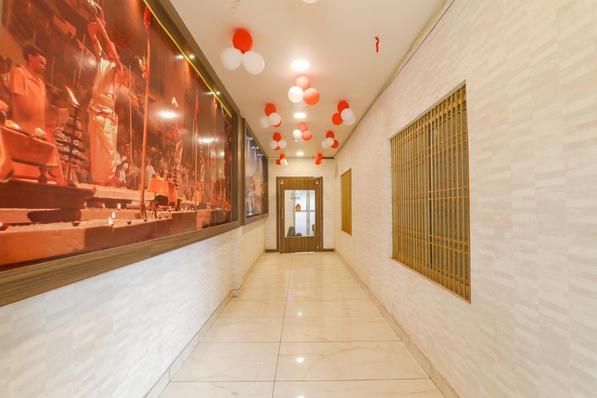 Fabhotel Swarn Banquet Kakarmatha 外观 照片